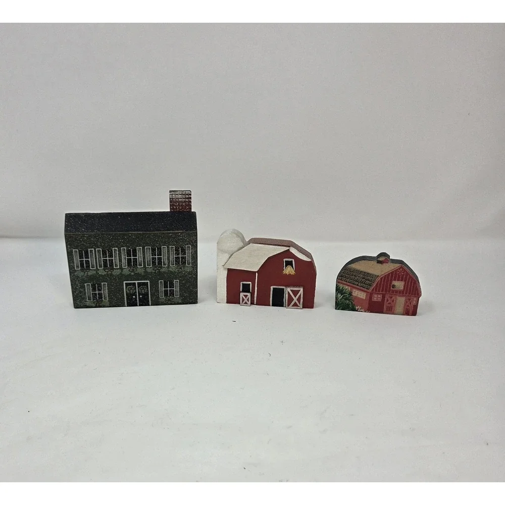 Holiday Decor Church House Barn Farmhouse Lighted Christmas Village Lot Of 3